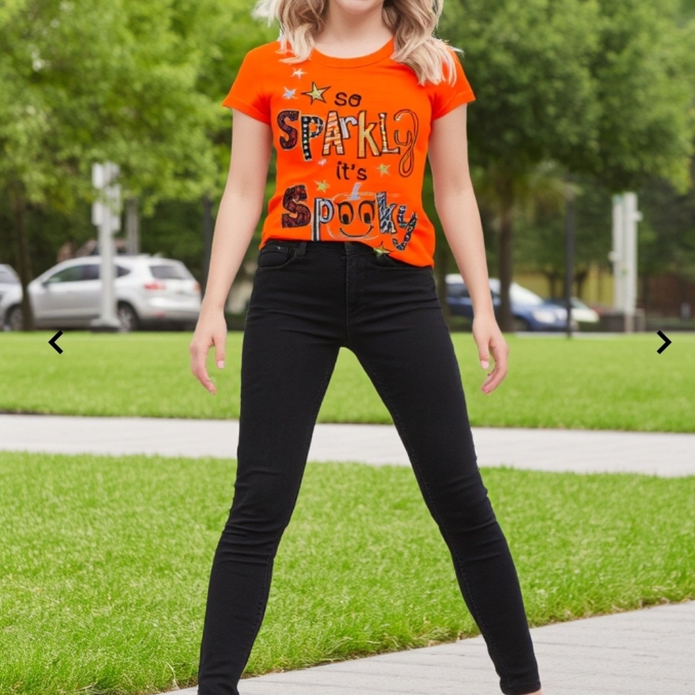 Halloween T-shirt with Sparkly Design Fits Womens XS/S (Actually Girls Size XL) - Picture 13 of 15